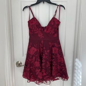 Trixxi burgundy red mini dress. Size 5. Used: worn once.